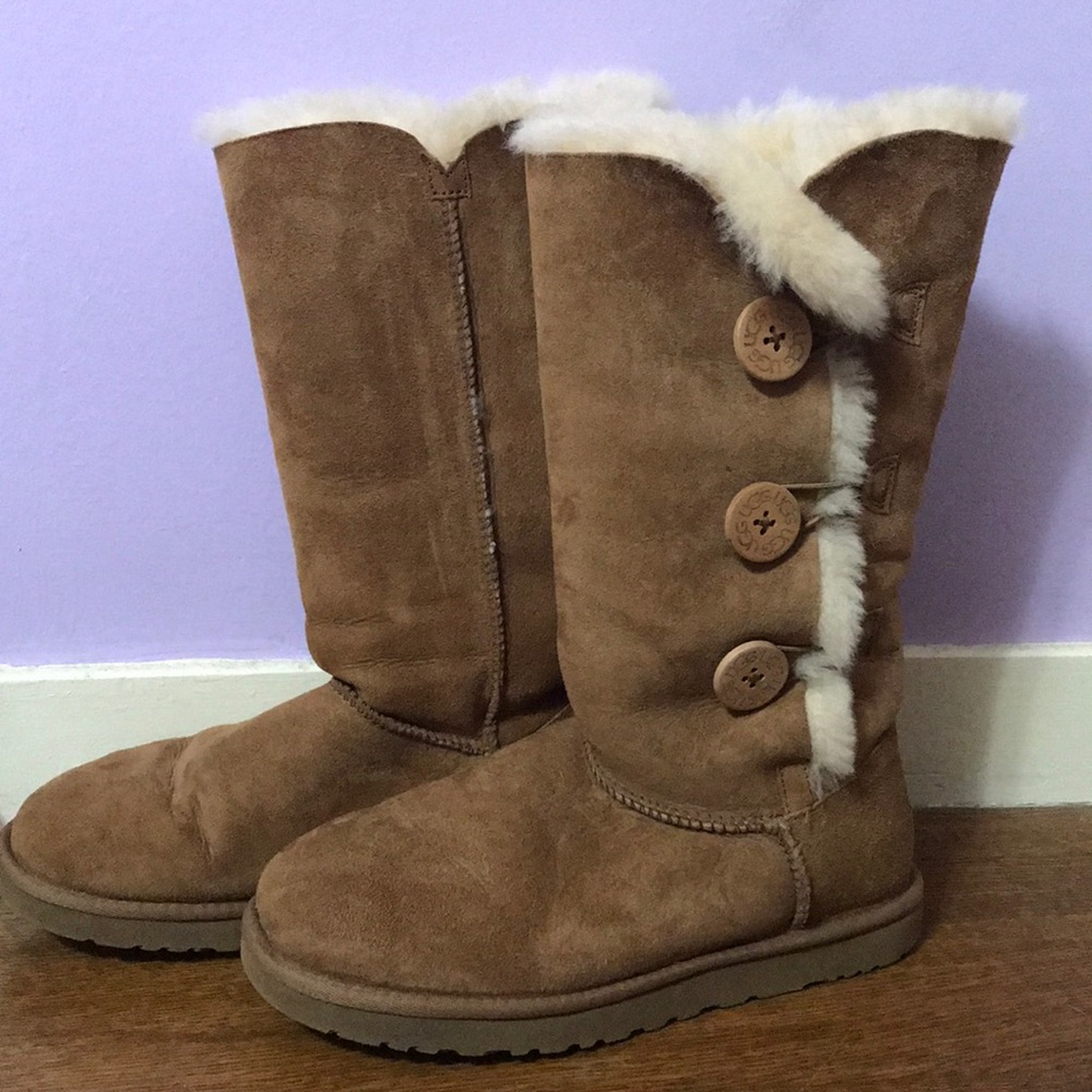 Ugg Bailey Button Triplet